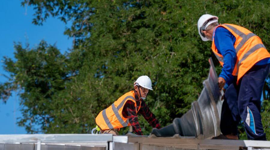 Professional new roof installation services in Owosso, MI